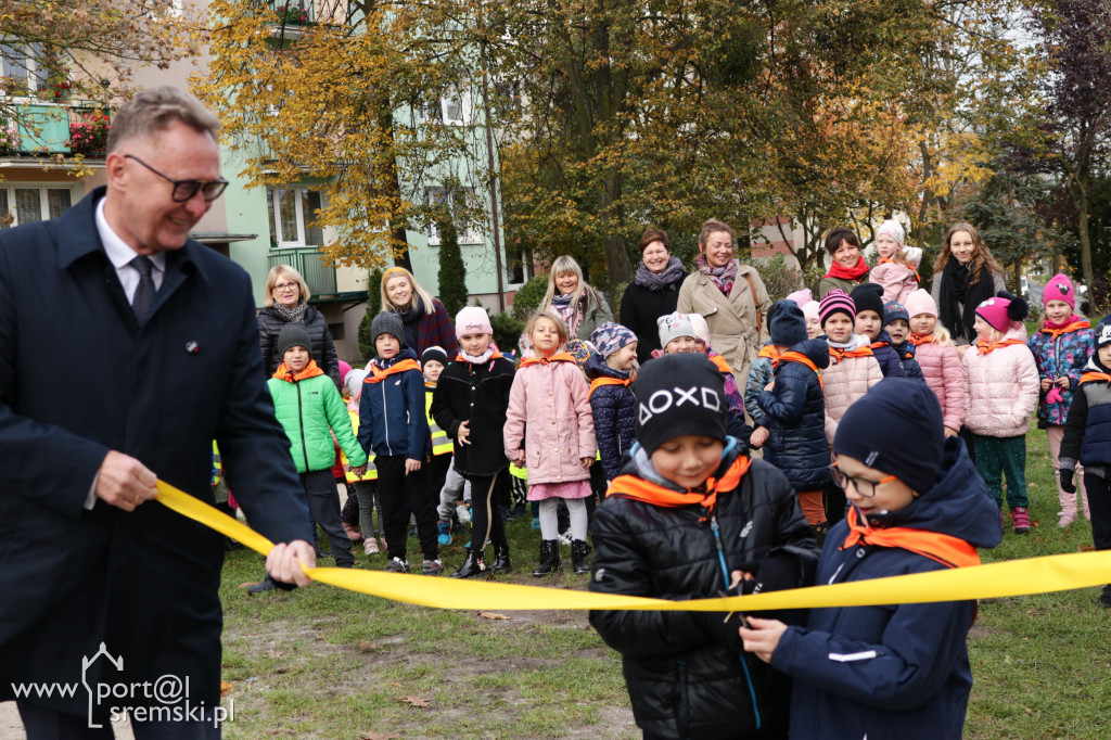 Przedszkolaki dokonały otwarcia nowego placu zabaw w Śremie