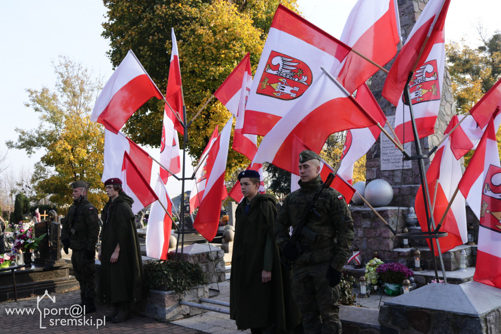 11 listopada śremianie złożyli kwiaty