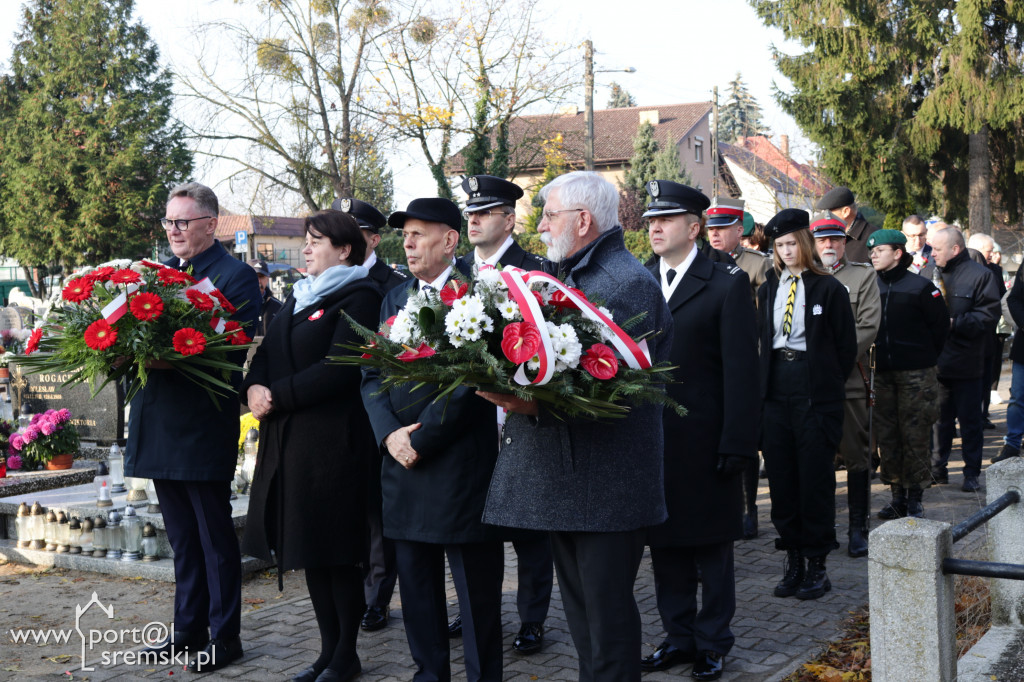 11 listopada śremianie złożyli kwiaty