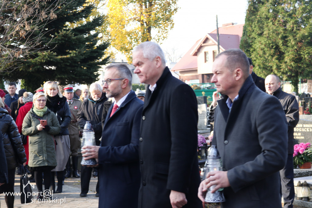 11 listopada śremianie złożyli kwiaty