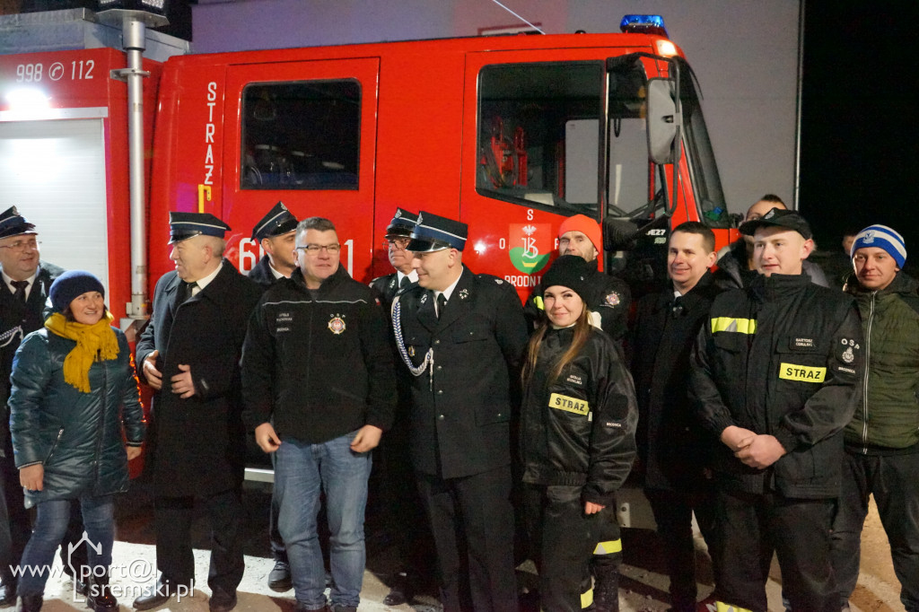 Nowy wóz ratowniczo-gaśniczy dla OSP Brodnicy