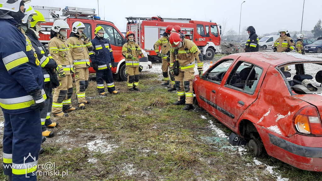 Ćwiczenia strażaków