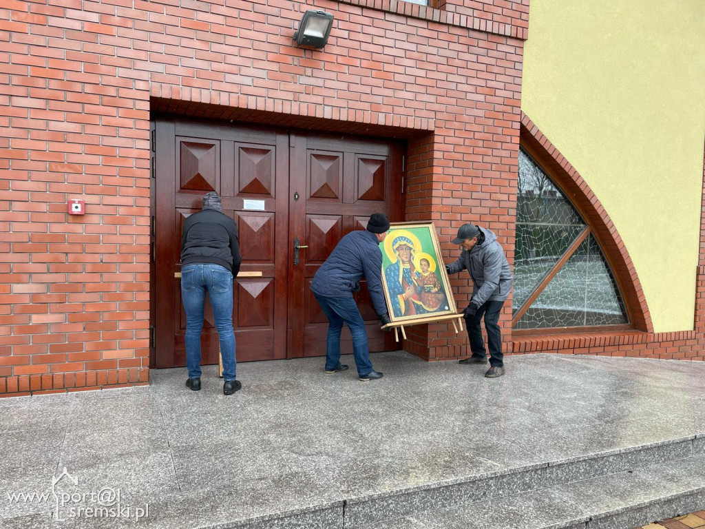 Niestraszny im śnieg i mróz – oddali hołd Obozowi Wielkiej Polski