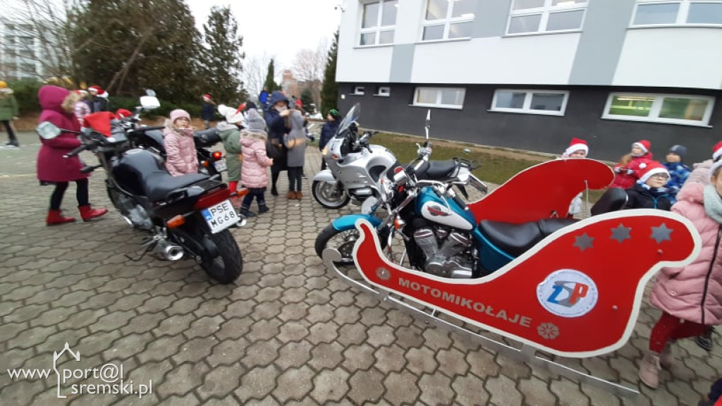 Motomikołaje z ZSP odwiedzili uczniów