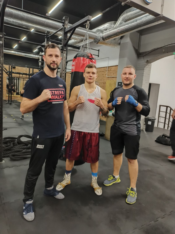 Śremski Klub Bokserski szkoli się i ostro trenuje