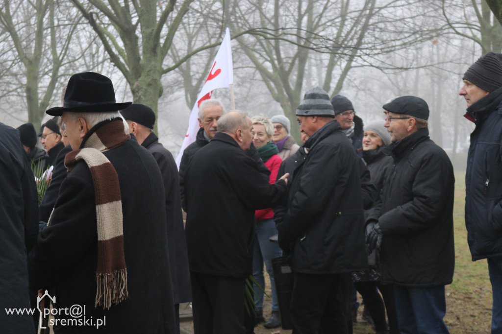 Odsłonięto tablicę i uhonorowano trzech bohaterów