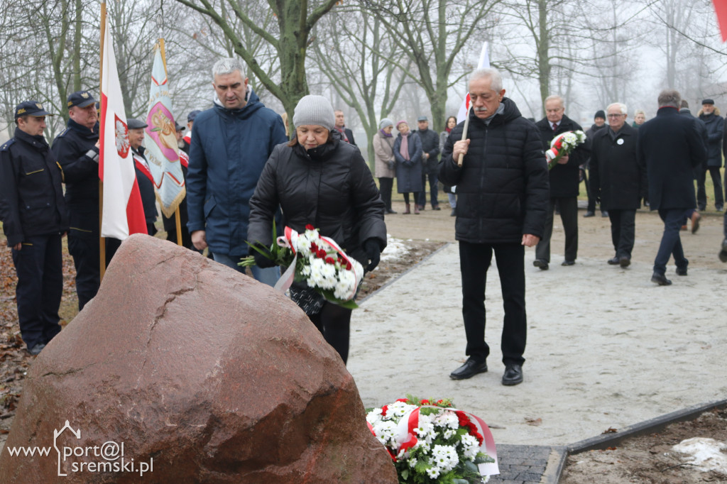 Odsłonięto tablicę i uhonorowano trzech bohaterów