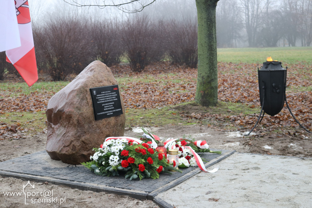 Odsłonięto tablicę i uhonorowano trzech bohaterów