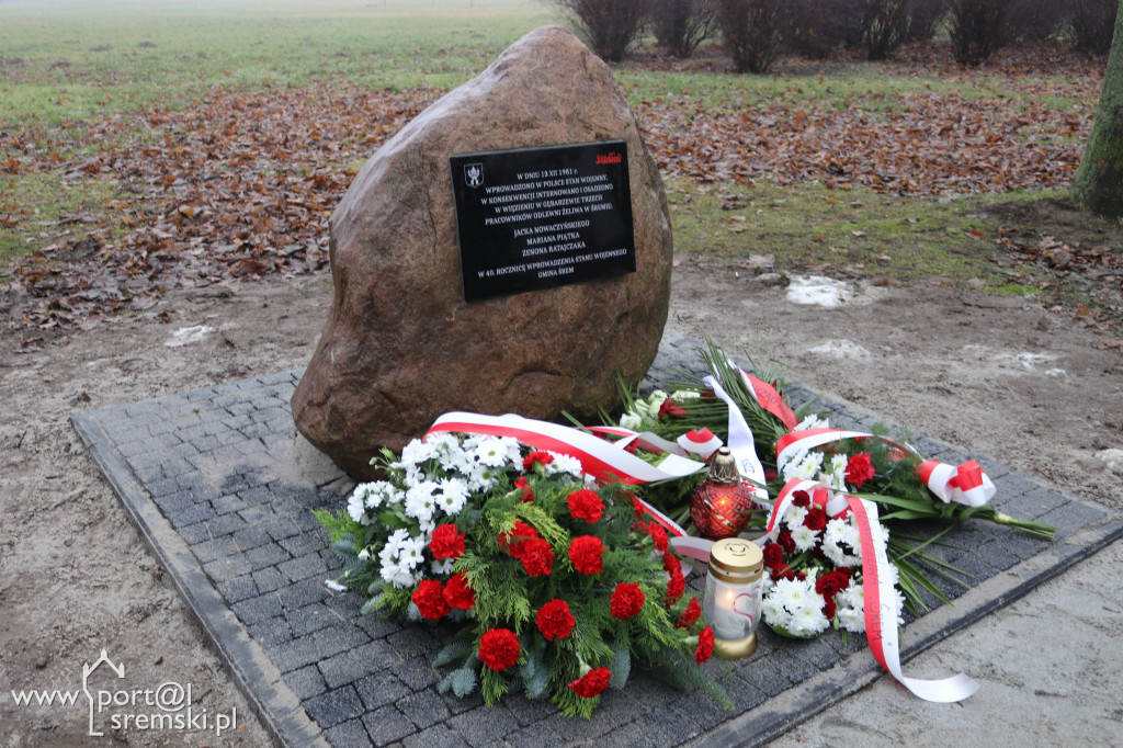 Odsłonięto tablicę i uhonorowano trzech bohaterów