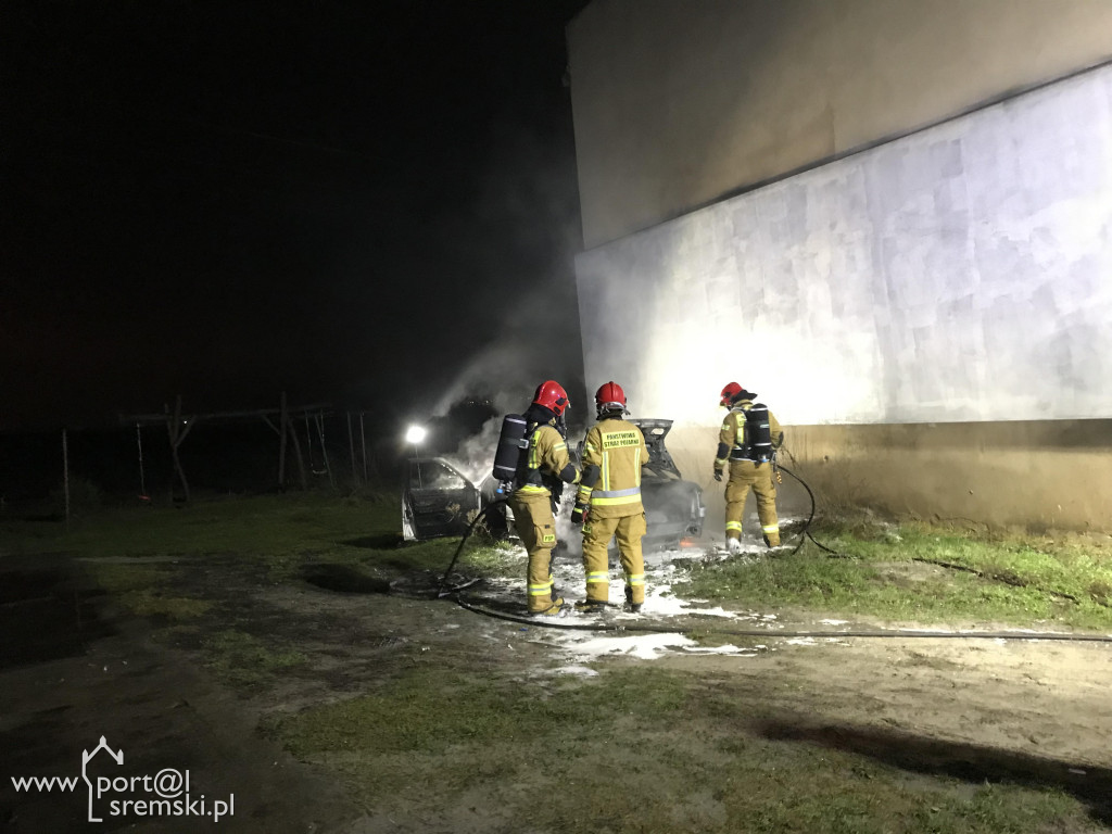 Pożar auta w Zbrudzewie
