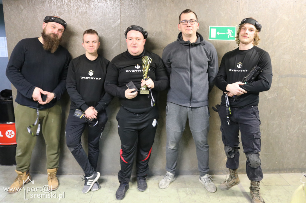 DYSTRYKT - 6 STYCZNIA