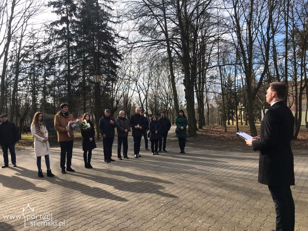 Patriotyczna uroczystość przy pomniku Witolda Pileckiego