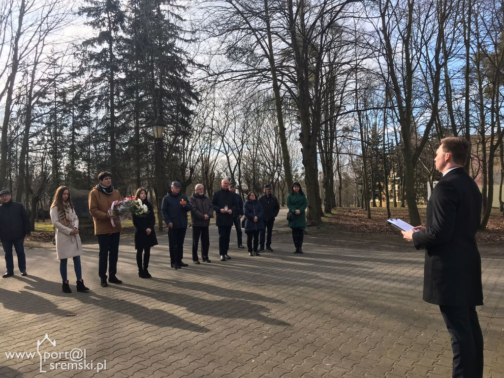 Patriotyczna uroczystość przy pomniku Witolda Pileckiego