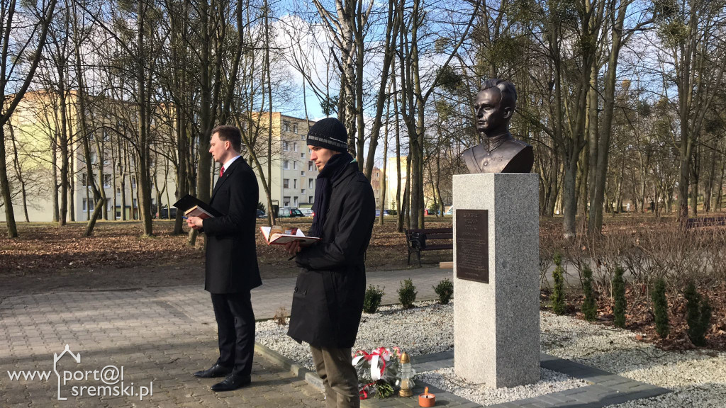 Patriotyczna uroczystość przy pomniku Witolda Pileckiego