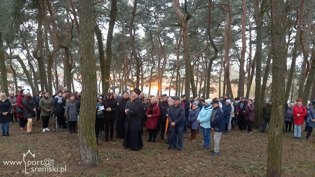 Wielki Piątek - Droga Krzyżowa