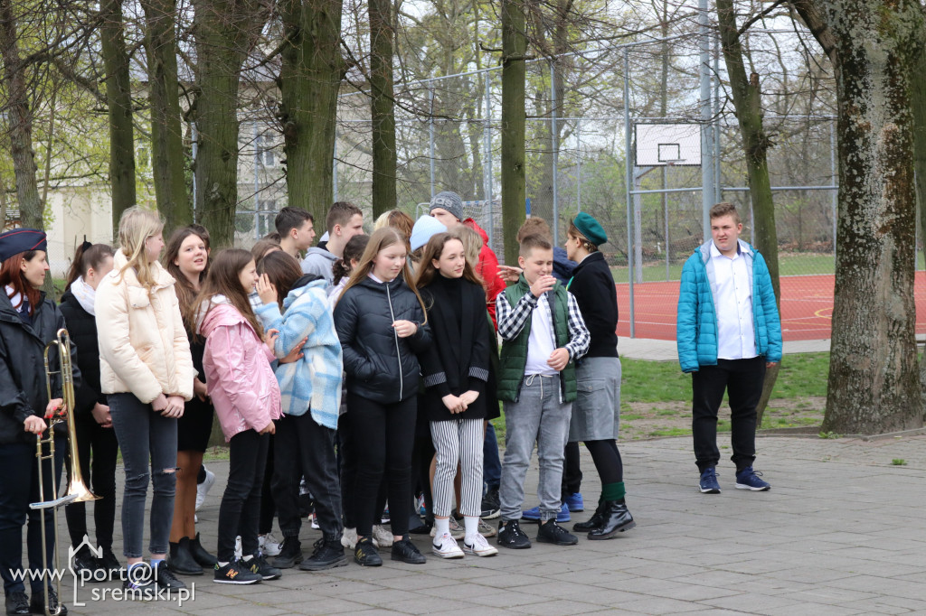 Odsłonięcie tablicy braci Skrzydlewskich