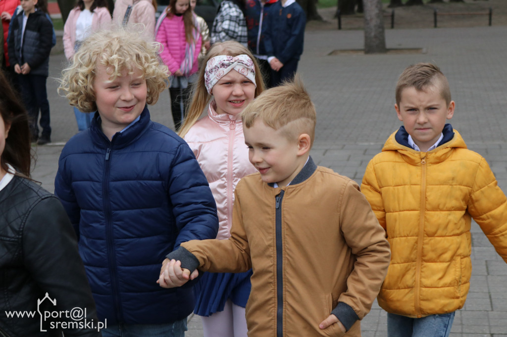 Odsłonięcie tablicy braci Skrzydlewskich