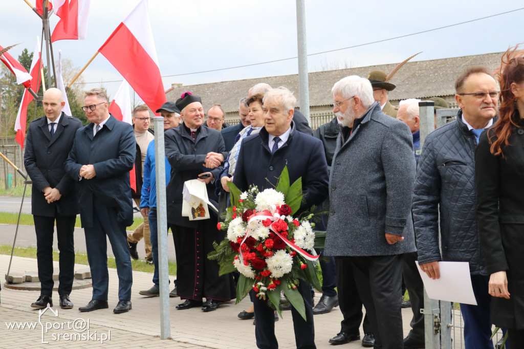 Odsłonięcie tablicy braci Skrzydlewskich