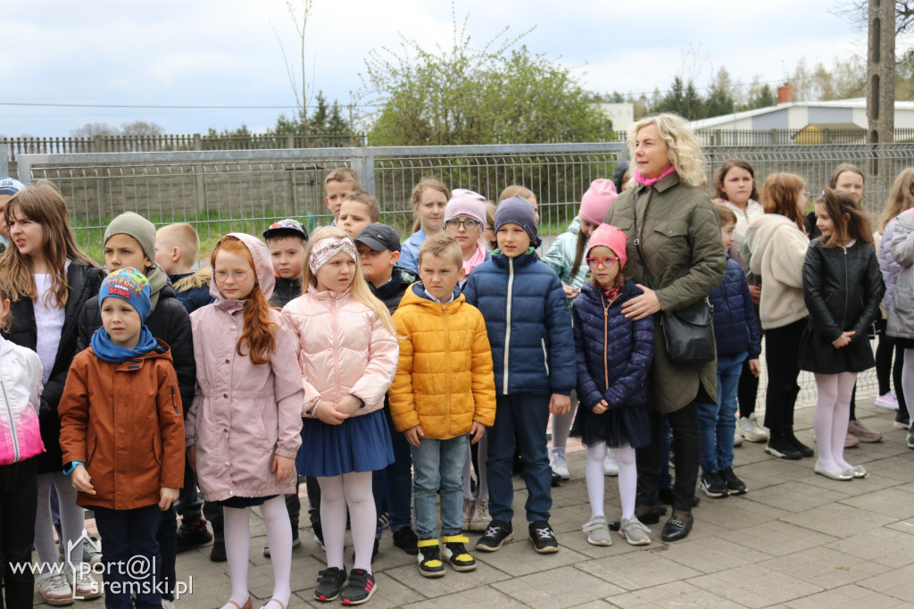 Odsłonięcie tablicy braci Skrzydlewskich