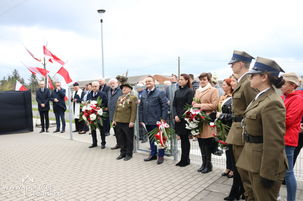 Odsłonięcie tablicy braci Skrzydlewskich