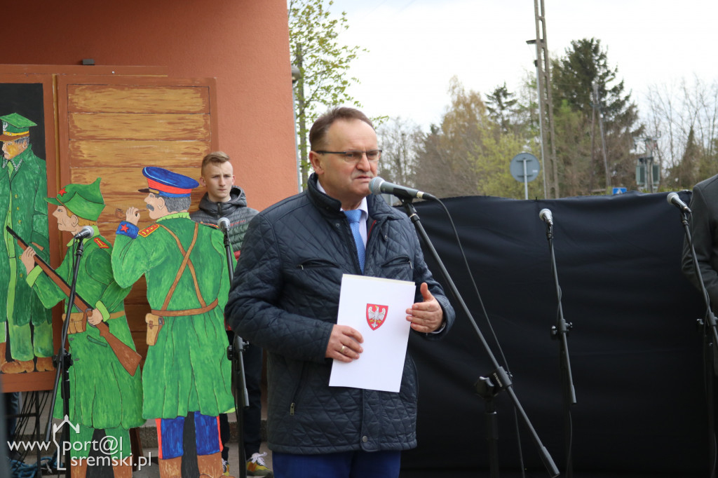 Odsłonięcie tablicy braci Skrzydlewskich