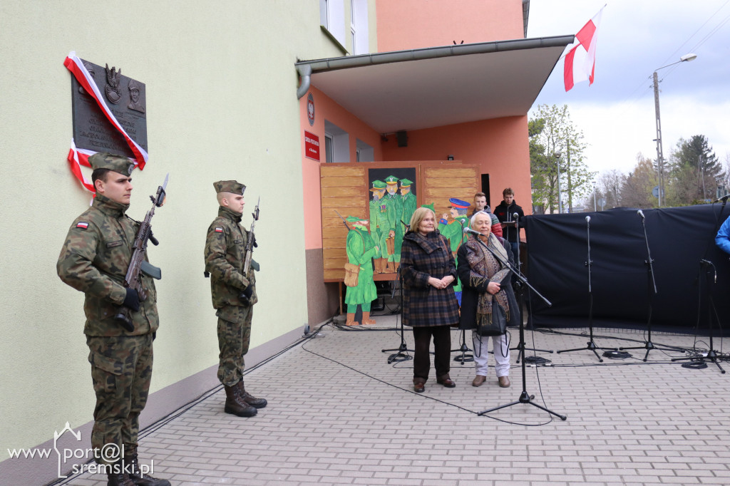 Odsłonięcie tablicy braci Skrzydlewskich