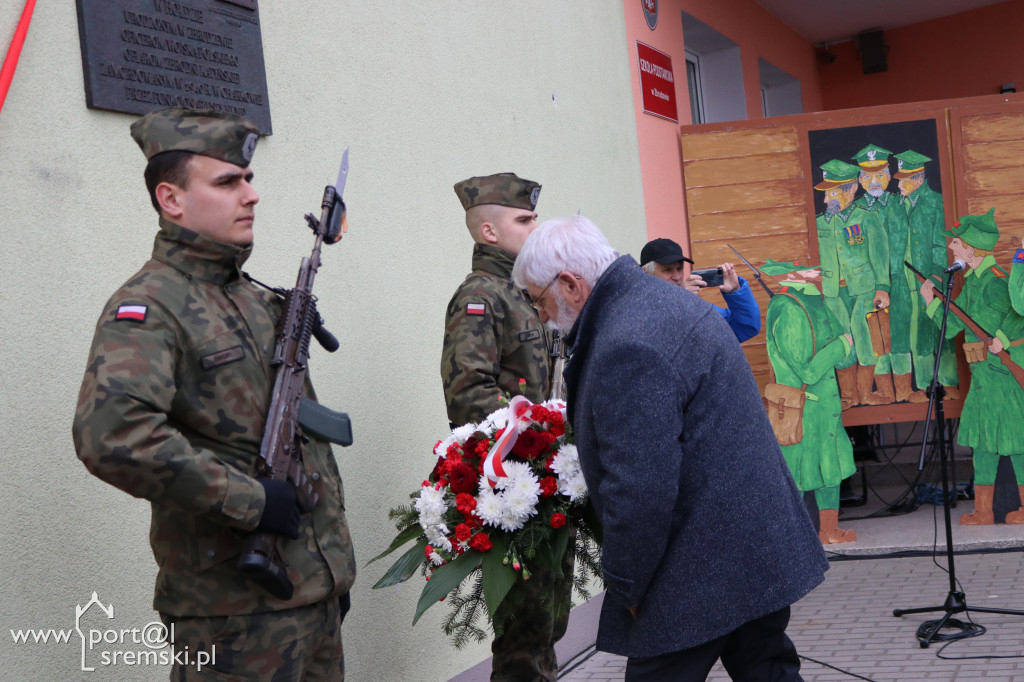 Odsłonięcie tablicy braci Skrzydlewskich