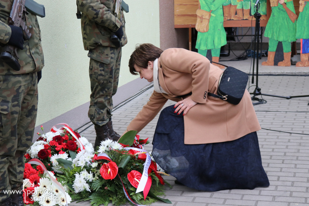 Odsłonięcie tablicy braci Skrzydlewskich