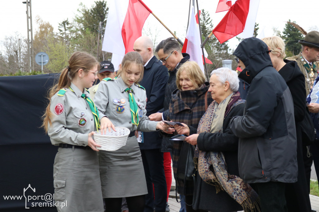 Odsłonięcie tablicy braci Skrzydlewskich