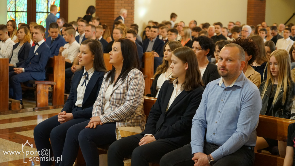 Bierzmowania w parafii pw. bł.  M. Kozala