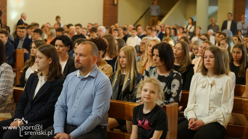 Bierzmowania w parafii pw. bł.  M. Kozala