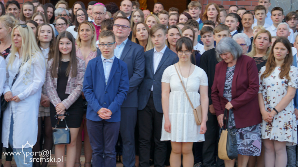 Bierzmowania w parafii pw. bł.  M. Kozala