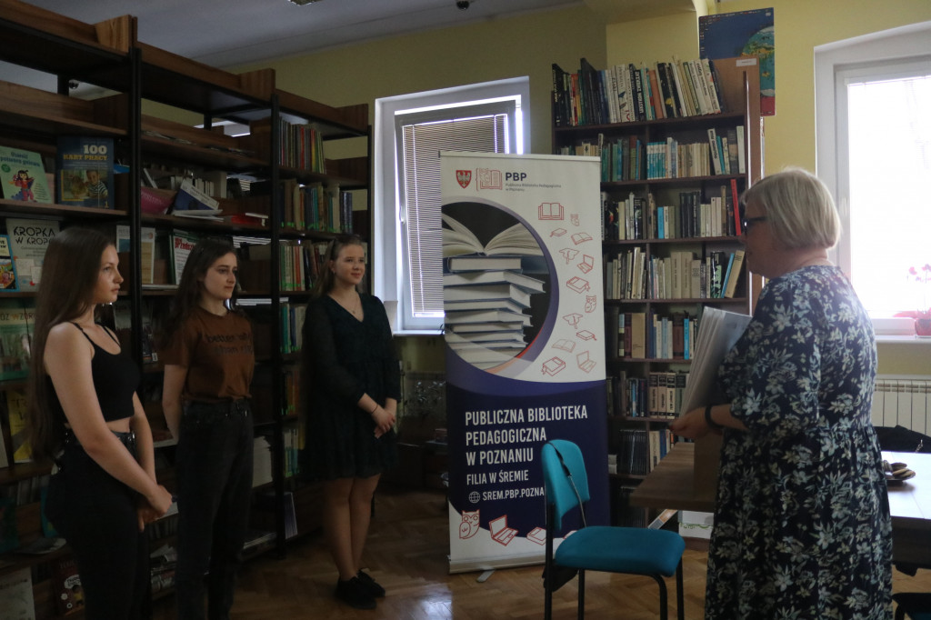 Rozstrzygnięcie konkursu Książka z maseczką w tle