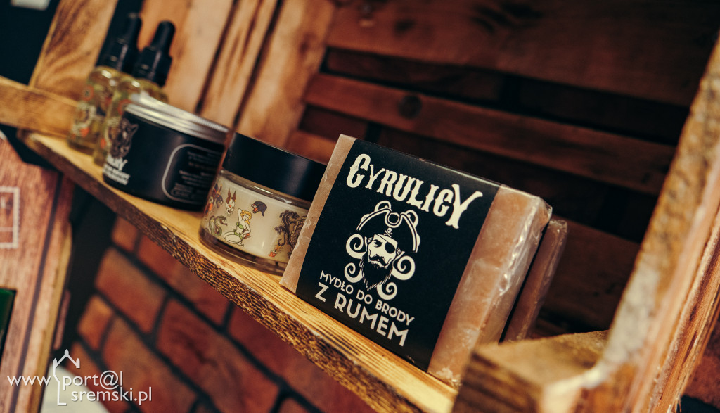 Pierwszy profesjonalny barbershop w Śremie. Miejsce w oldschoolowym stylu...
