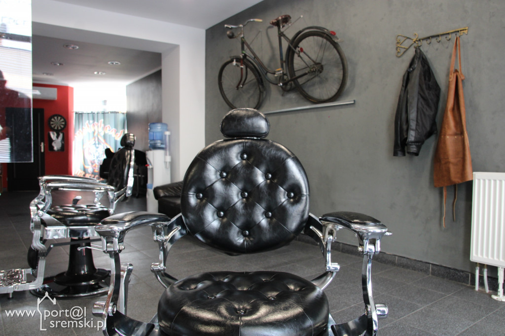 Pierwszy profesjonalny barbershop w Śremie. Miejsce w oldschoolowym stylu...
