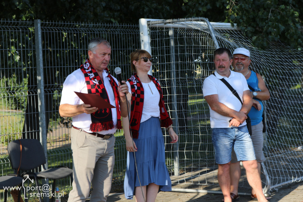 Pogoń Książ Wlkp. z awansem!