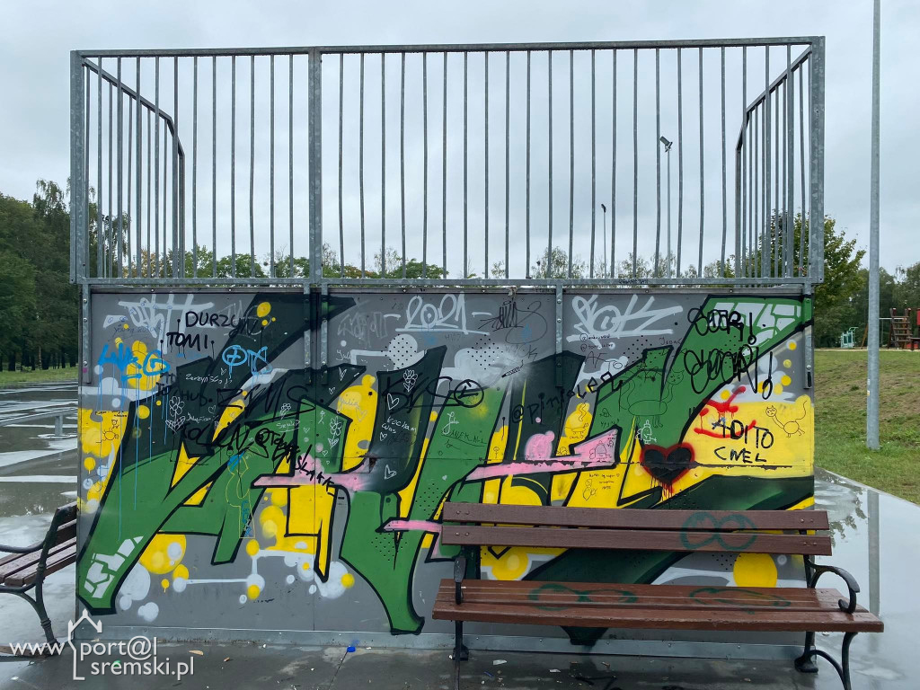 Śremski skatepark zniszczony