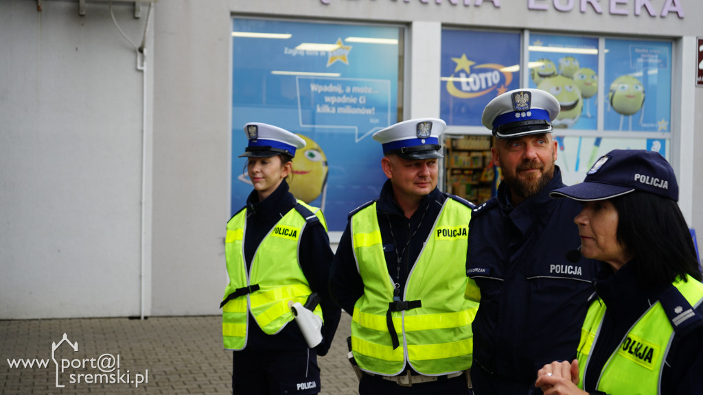 Akcja policji - Pomachaj kierowcy w Śremie