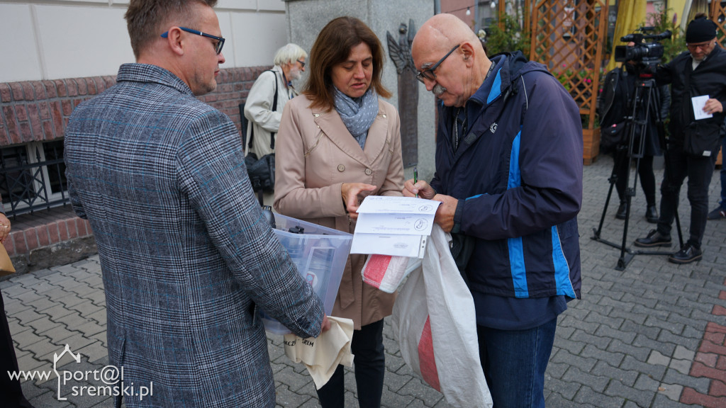 Samochodowa Poczta Specjalna wyjechała ze Śremu
