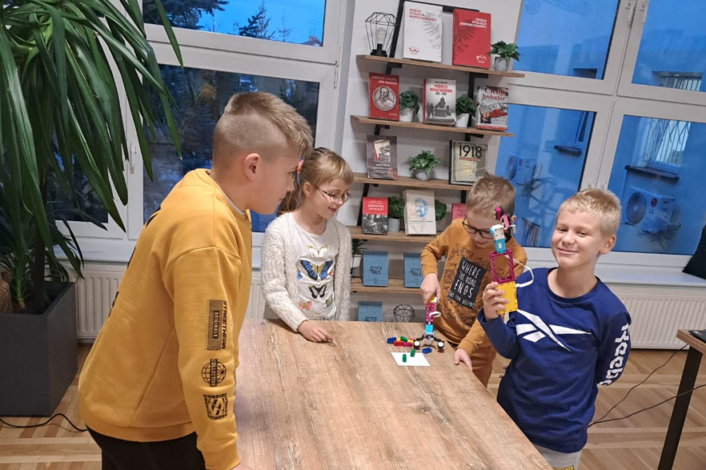 Pokolenie Z i młodzież wzięli się za klocki LEGO!