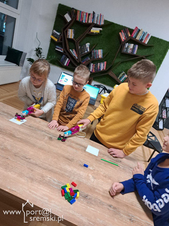 Pokolenie Z i młodzież wzięli się za klocki LEGO!