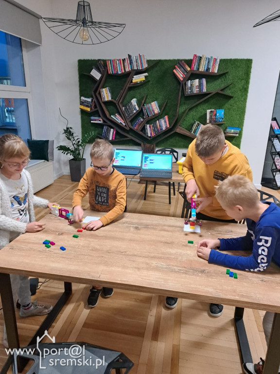 Pokolenie Z i młodzież wzięli się za klocki LEGO!
