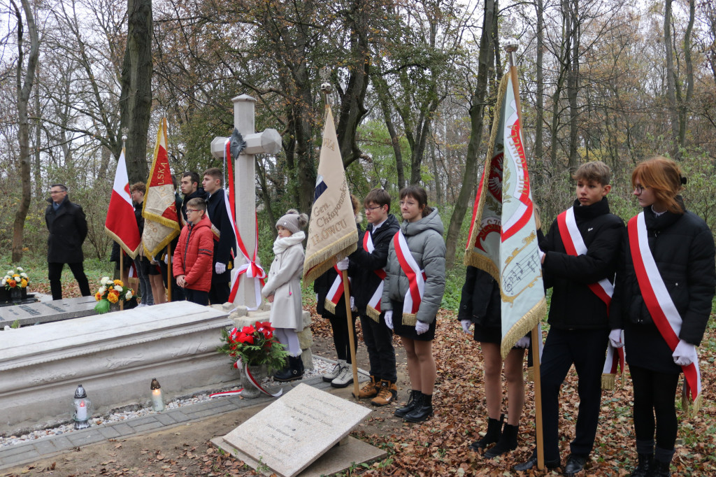 Odsłonięcie nagrobka Józefa Wybickiego w Brodnicy