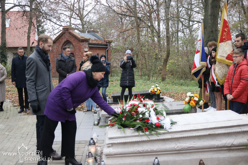 Odsłonięcie nagrobka Józefa Wybickiego w Brodnicy