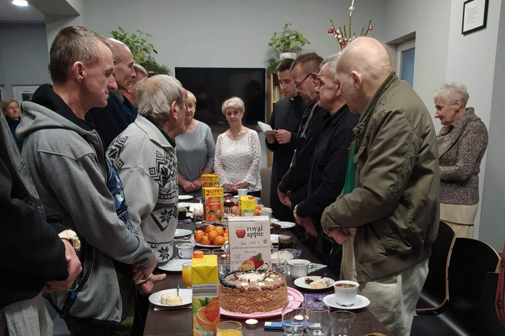 Spotkanie opłatkowe w schronisku w Nochowie