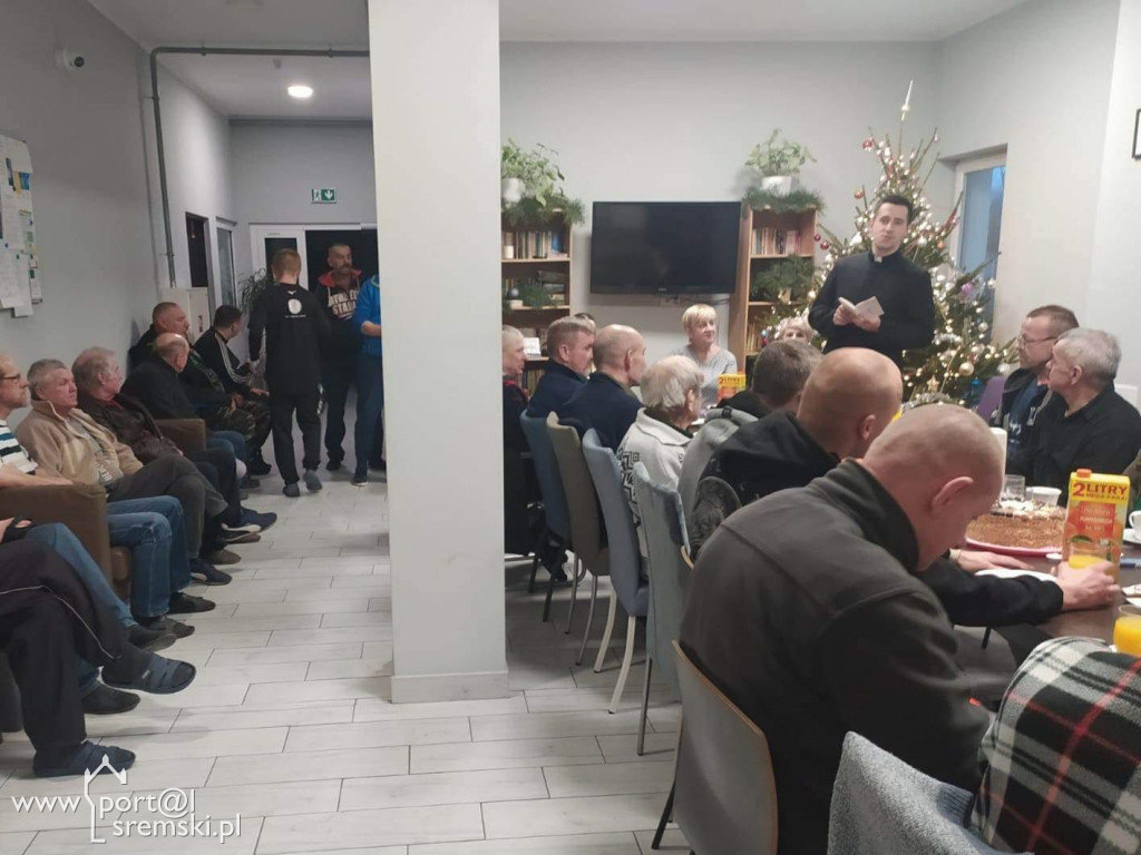 Spotkanie opłatkowe w schronisku w Nochowie