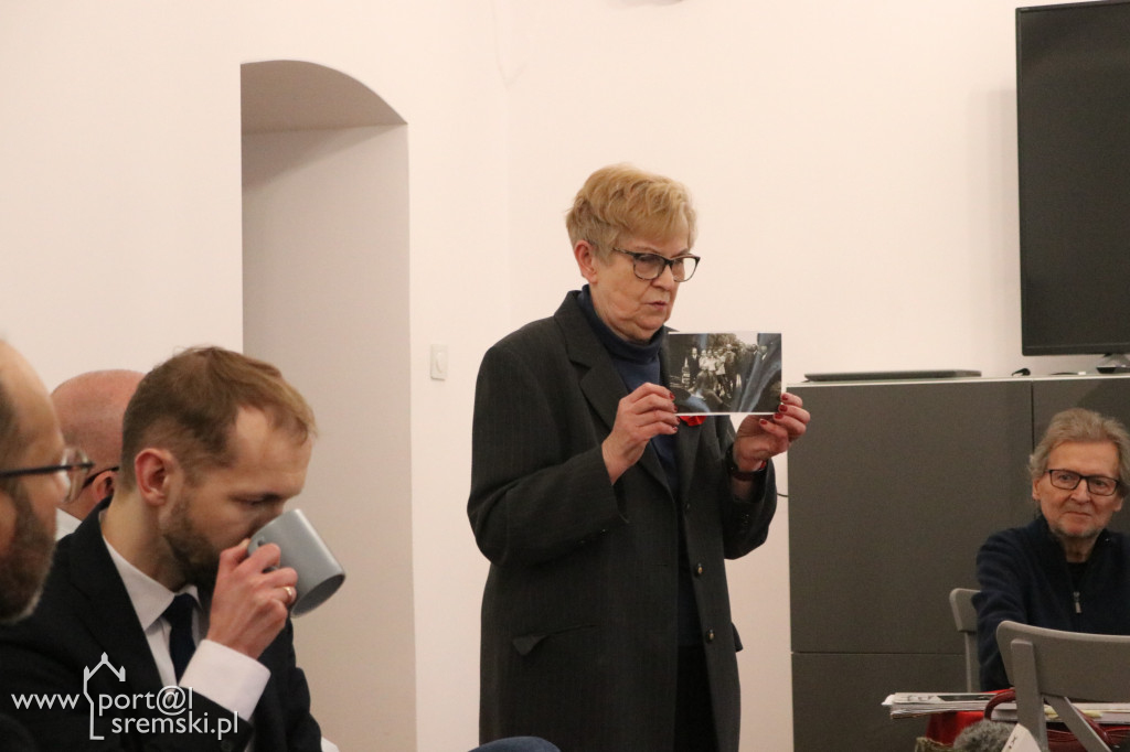 Odsłonięcie tablicy ks. Mieczysława Matuszka