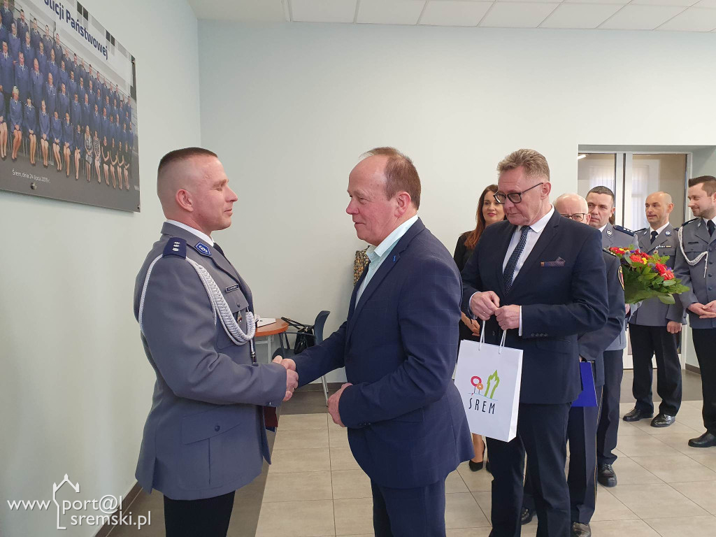 Przekazanie rozkazu w komendzie w Śremie