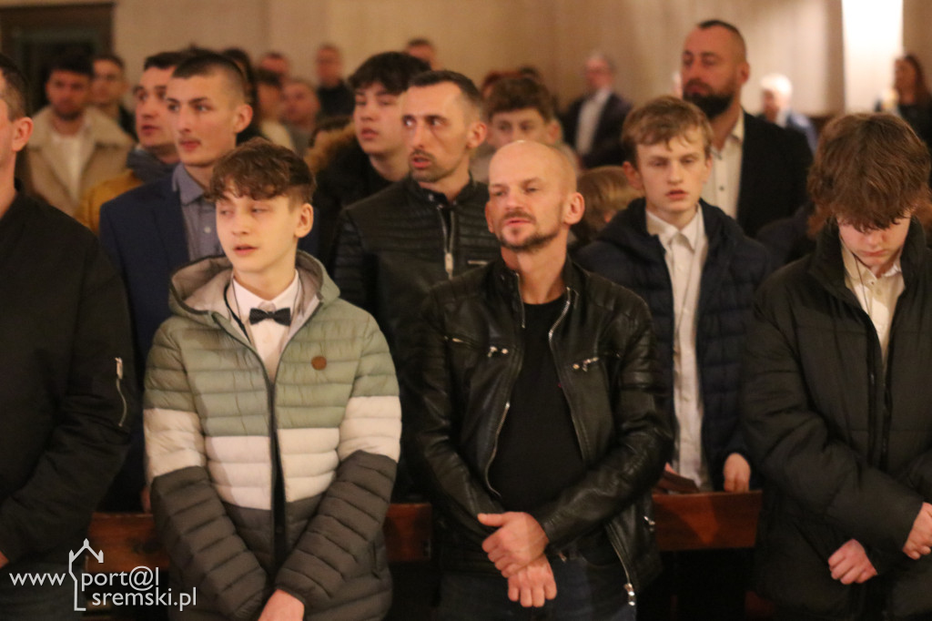 Sakrament bierzmowania w parafii pw. NSJ w Śremie