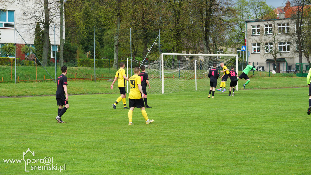 Zawisza Dolsk - TPS Winogrady